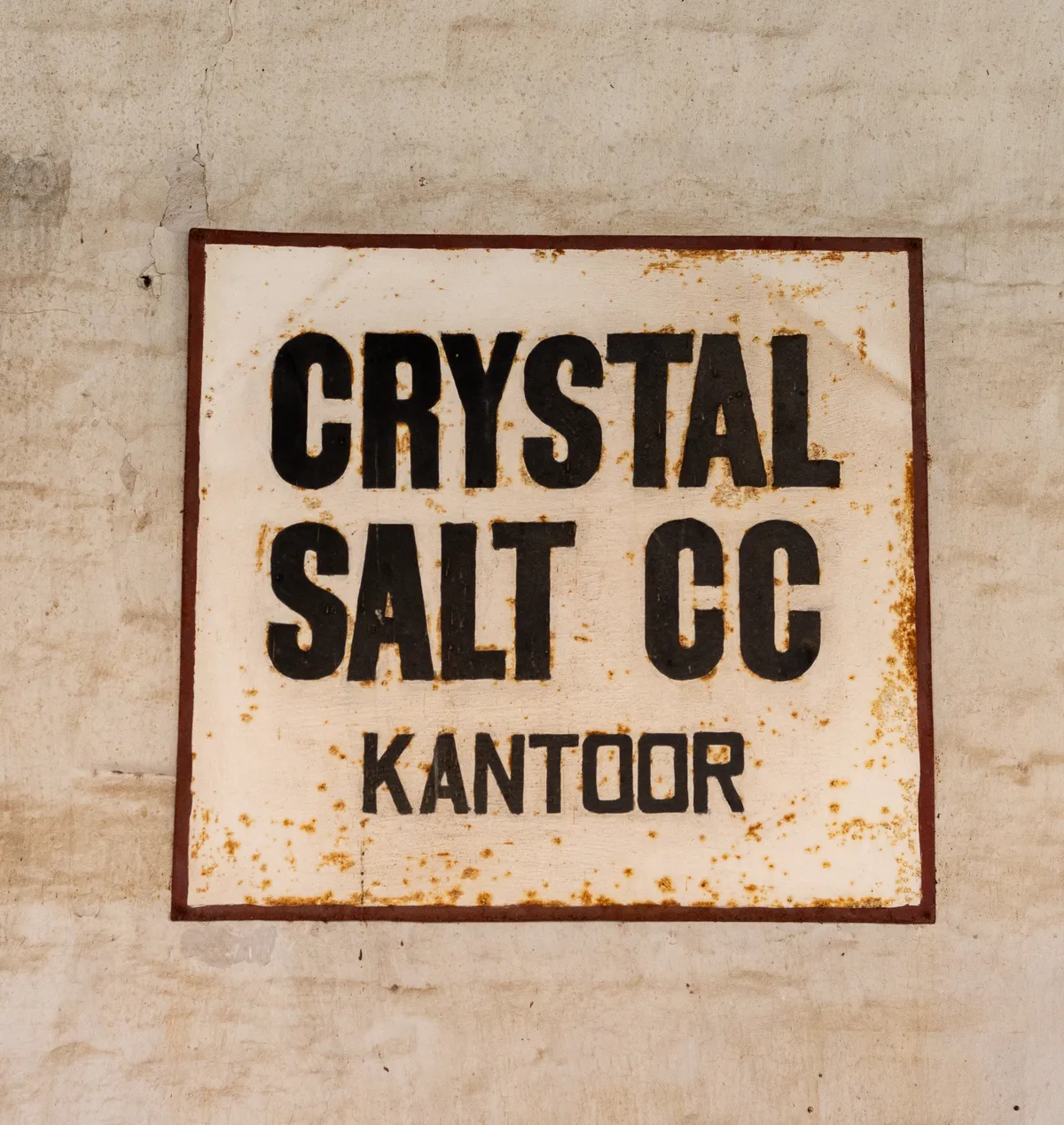 Crystal salt 19