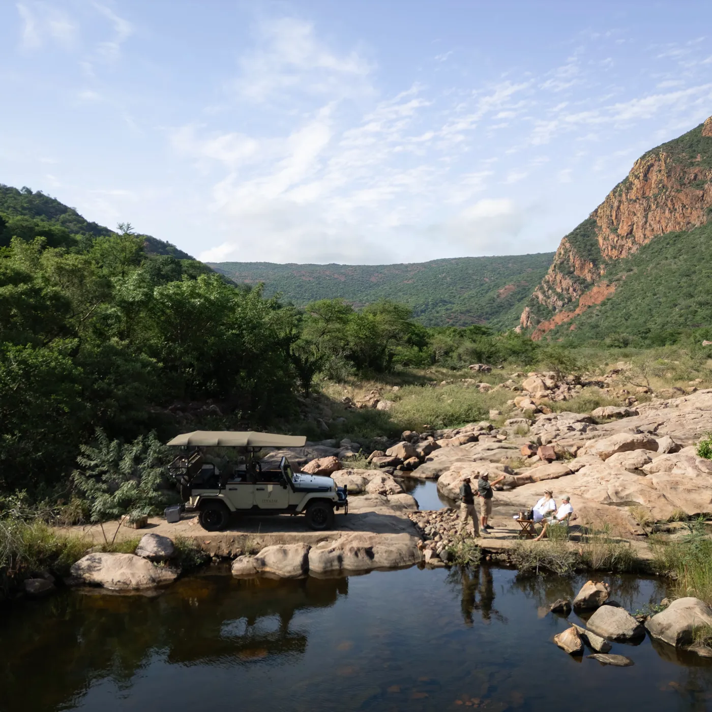 Few & Far Luvhondo, South Africa