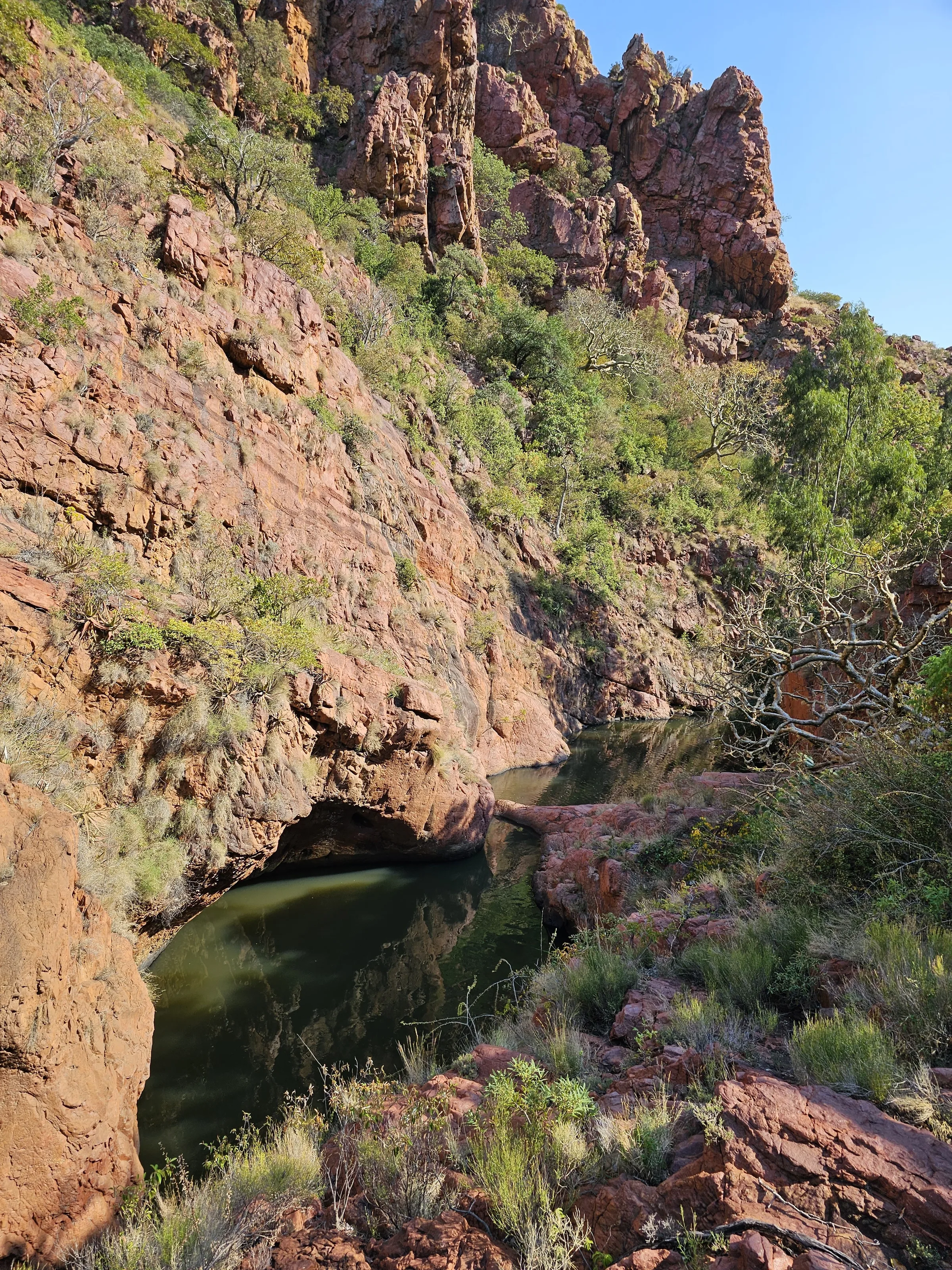 Rock faces of Luvhondo